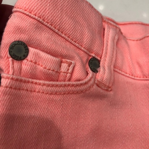 Peek shorts/gap shorts/top/trainer bra (4 items ) - Picture 6 of 16